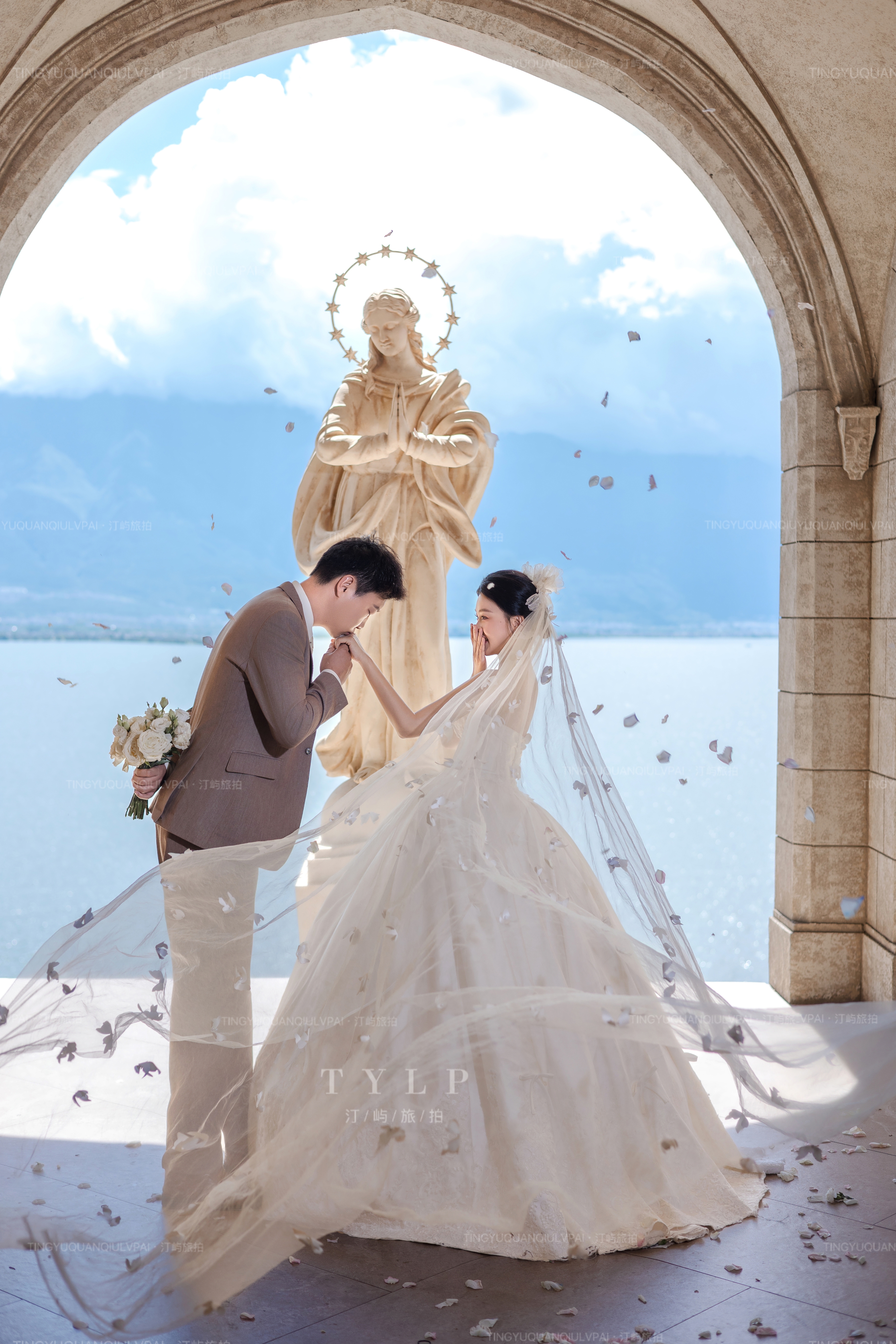 cc325900fa4f99cdfa38d3b2feb74c01.jpg